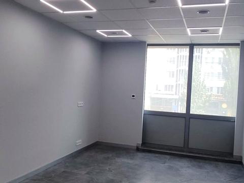 комерційна за адресою Тараса Шевченка бульв., 35