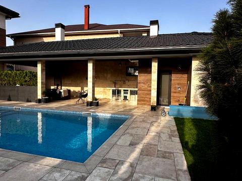 будинок за адресою Берегова вул.