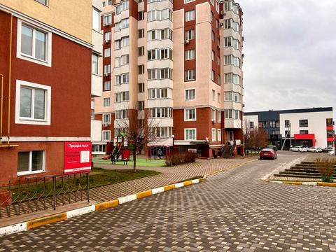 комерційна за адресою Остромирська вул., 22