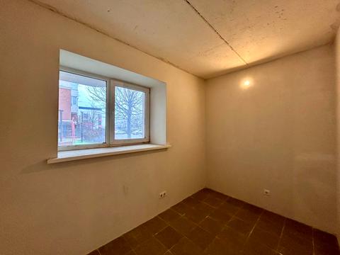 комерційна за адресою Остромирська вул., 22