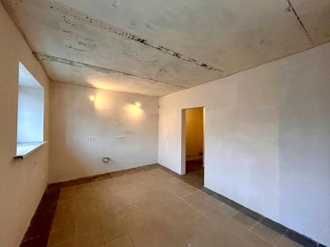 комерційна за адресою Остромирська вул., 22