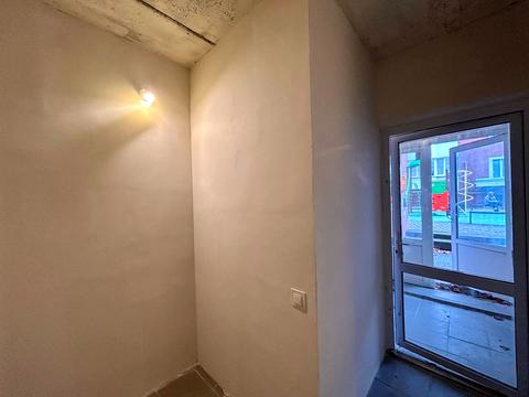 комерційна за адресою Остромирська вул., 22