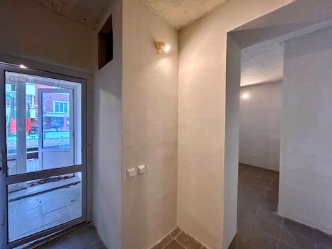 комерційна за адресою Остромирська вул., 22