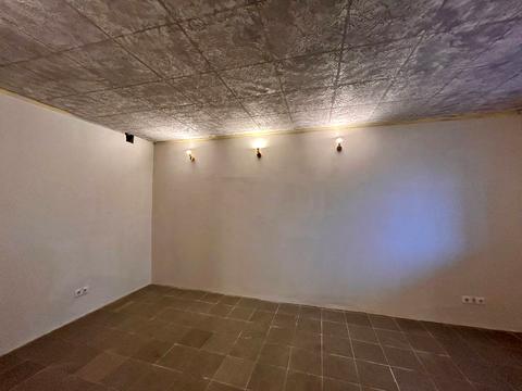 комерційна за адресою Остромирська вул., 22