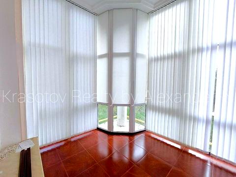 комерційна за адресою Мукачівський пров., 6/1