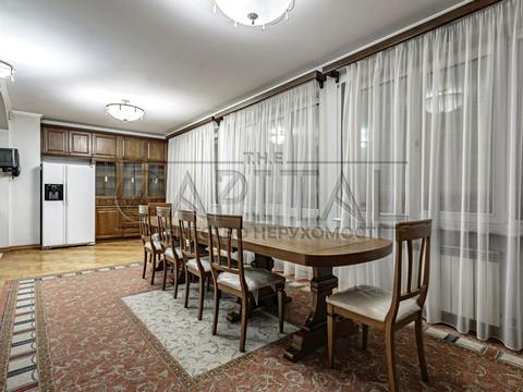 комерційна за адресою Саксаганського вул., 29