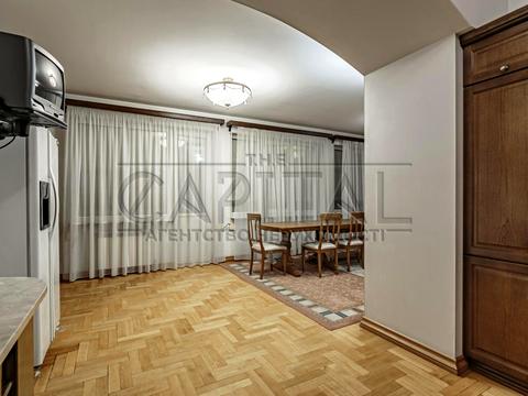 комерційна за адресою Саксаганського вул., 29