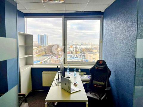 комерційна за адресою Євгена Сверстюка вул. (Марини Раскової), 2-А