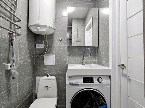 квартира за адресою Олега Мудрака вул. (Генерала Наумова), 1-Б