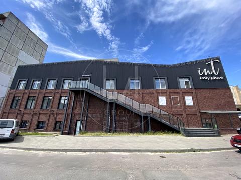 комерційна за адресою Шкільна вул. (Юрія Гагаріна), 3