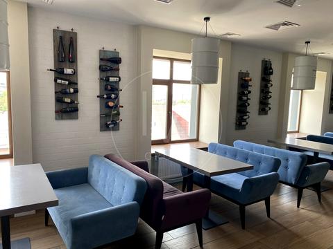 комерційна за адресою Шкільна вул. (Юрія Гагаріна), 3