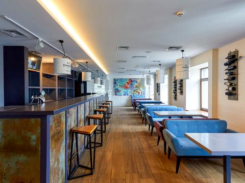 комерційна за адресою Шкільна вул. (Юрія Гагаріна), 3