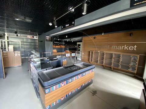 комерційна за адресою Шкільна вул. (Юрія Гагаріна), 3