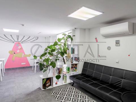 комерційна за адресою Саксаганського вул., 70А