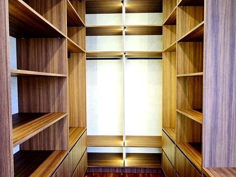 будинок за адресою Райдужна вул., 24