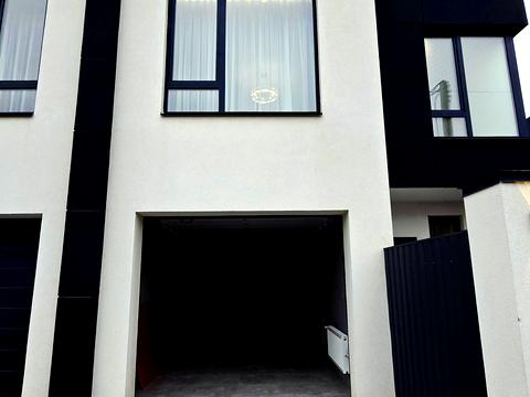 будинок за адресою Райдужна вул., 24