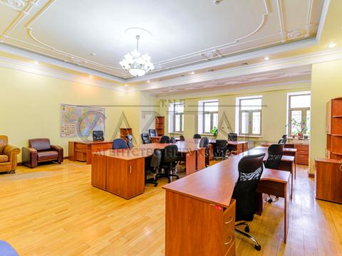 комерційна за адресою Липська вул., 10