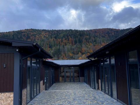 комерційна за адресою Грушевського вул., 68