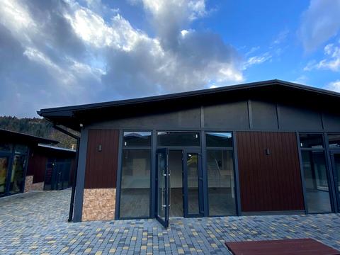 комерційна за адресою Грушевського вул., 68