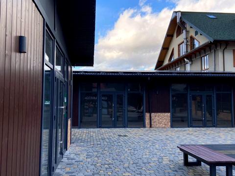 комерційна за адресою Грушевського вул., 68