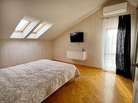 будинок за адресою Богатирська вул.