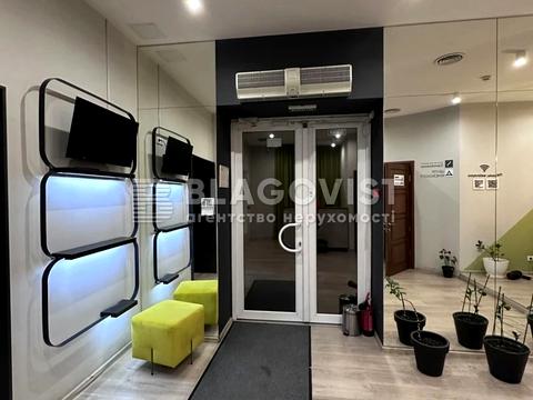 комерційна за адресою Академіка Філатова пров., 3/1