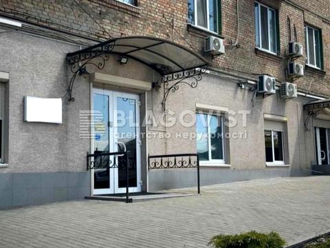 комерційна за адресою Академіка Філатова пров., 3/1