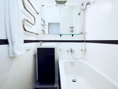 квартира за адресою Миколи Міхновського бульв. (Дружби народів), 32