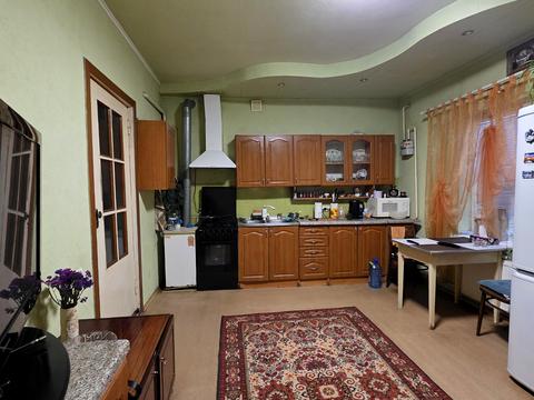 будинок за адресою Льва Ландау просп. (50-річчя СРСР)