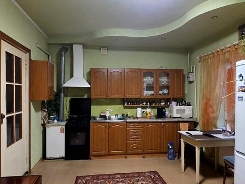 будинок за адресою Льва Ландау просп. (50-річчя СРСР)