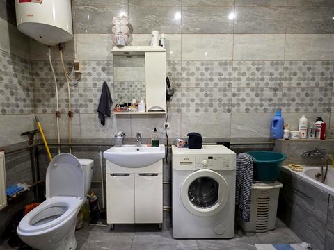 будинок за адресою Льва Ландау просп. (50-річчя СРСР)