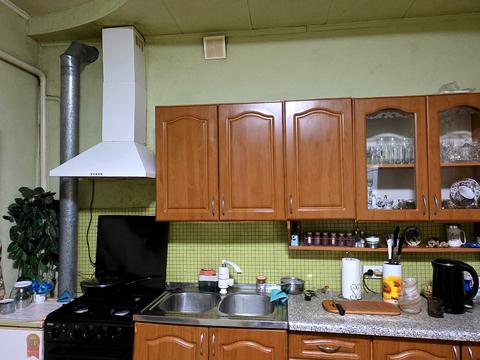 будинок за адресою Льва Ландау просп. (50-річчя СРСР)