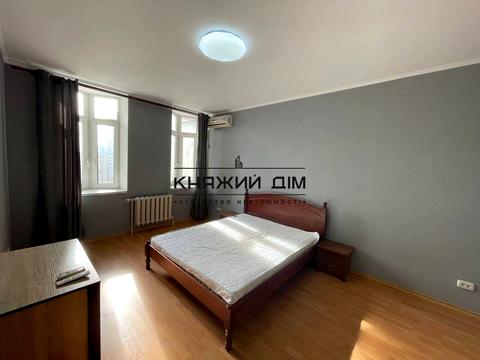 квартира по адресу Степана Руданского ул., 4-6