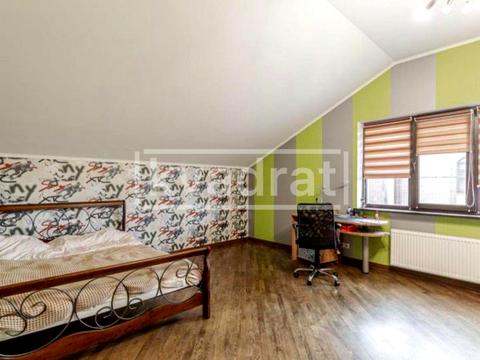 будинок за адресою Приозерна вул.