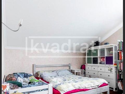 будинок за адресою Приозерна вул.