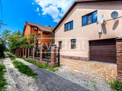 будинок за адресою Приозерна вул.