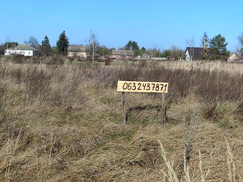 ділянка за адресою с. Жукин, 