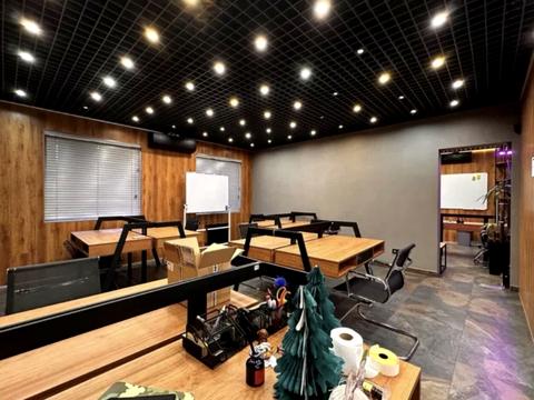 комерційна за адресою Болгарська вул., 87