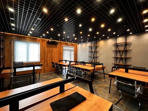 комерційна за адресою Болгарська вул., 87