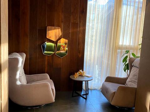 комерційна за адресою Володимира Вернадського вул. (Дзержинського), 29-К