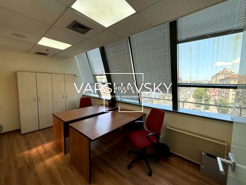 комерційна за адресою Басейна вул., 1/2а