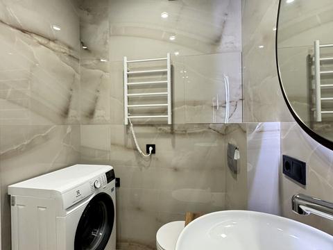 квартира за адресою Молодіжна вул., 10