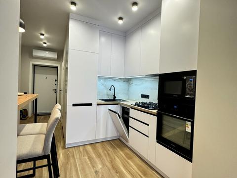 квартира за адресою Молодіжна вул., 10