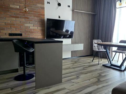 квартира за адресою Добровольців пров., 3