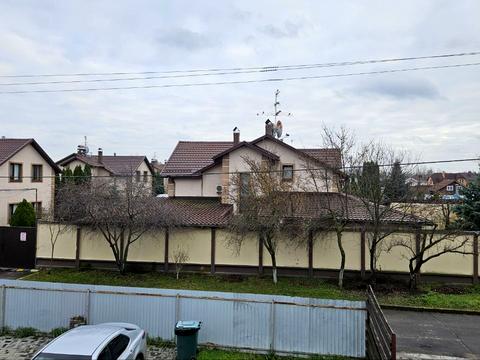 будинок за адресою Весняна, 1