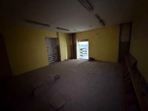 комерційна за адресою Калинова вул., 53