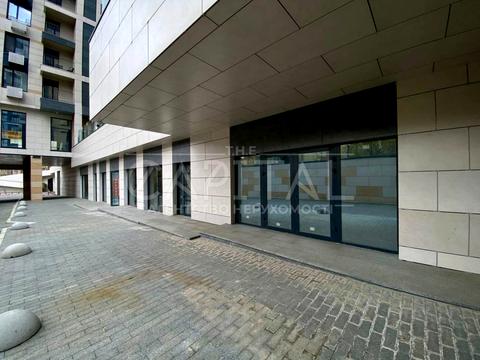 комерційна за адресою Бульварно-Кудрявська вул. (Воровського), 15а