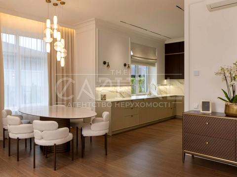 будинок за адресою Набережна