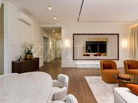 будинок за адресою Набережна