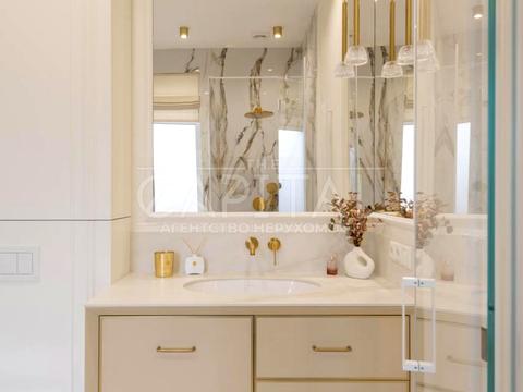 будинок за адресою Набережна